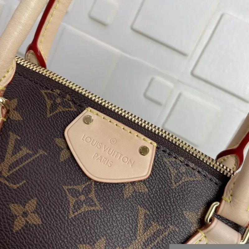 LV Bags 2108DJ0038
