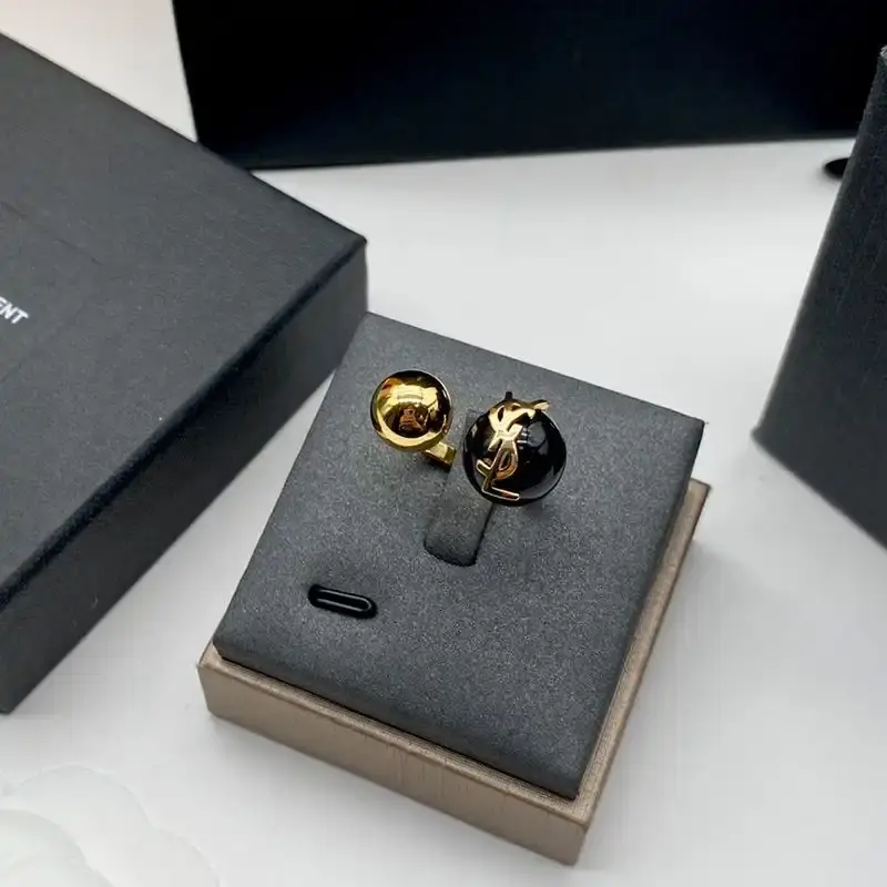 Saint Laurent Cassandre Pearl And Ball Ring In Metal Gold/Black