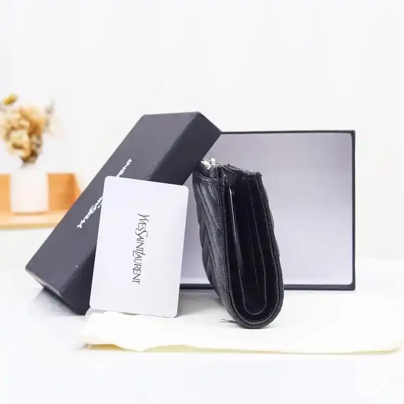 Saint Laurent Fragments Zipped Bifold Wallet In Grained Matelasse Leather Black/Silver