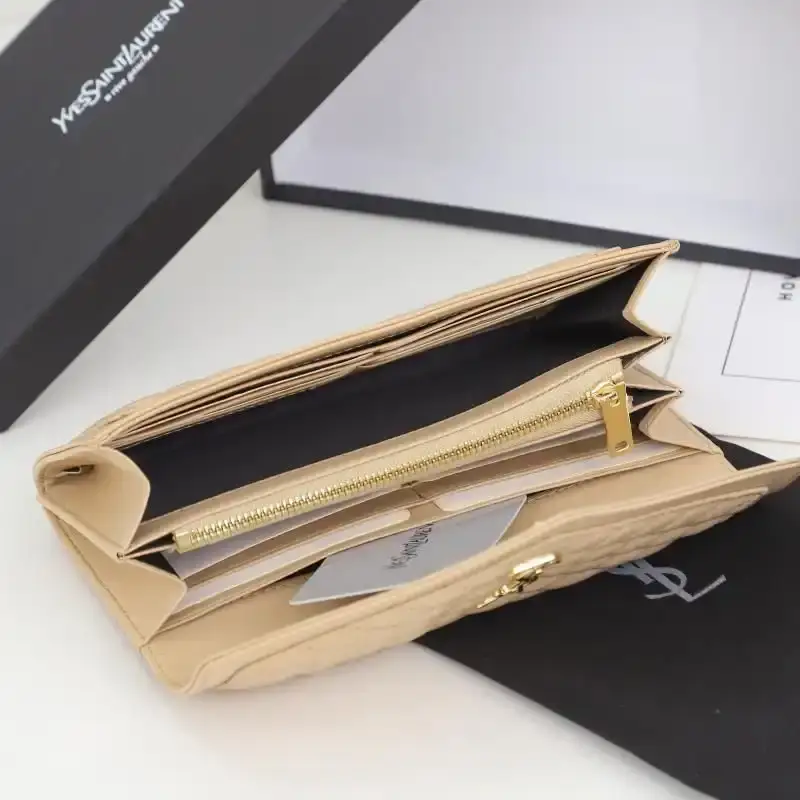 Saint Laurent Large Gaby Flap Wallet In Quilted Lambskin Apricot/Gold