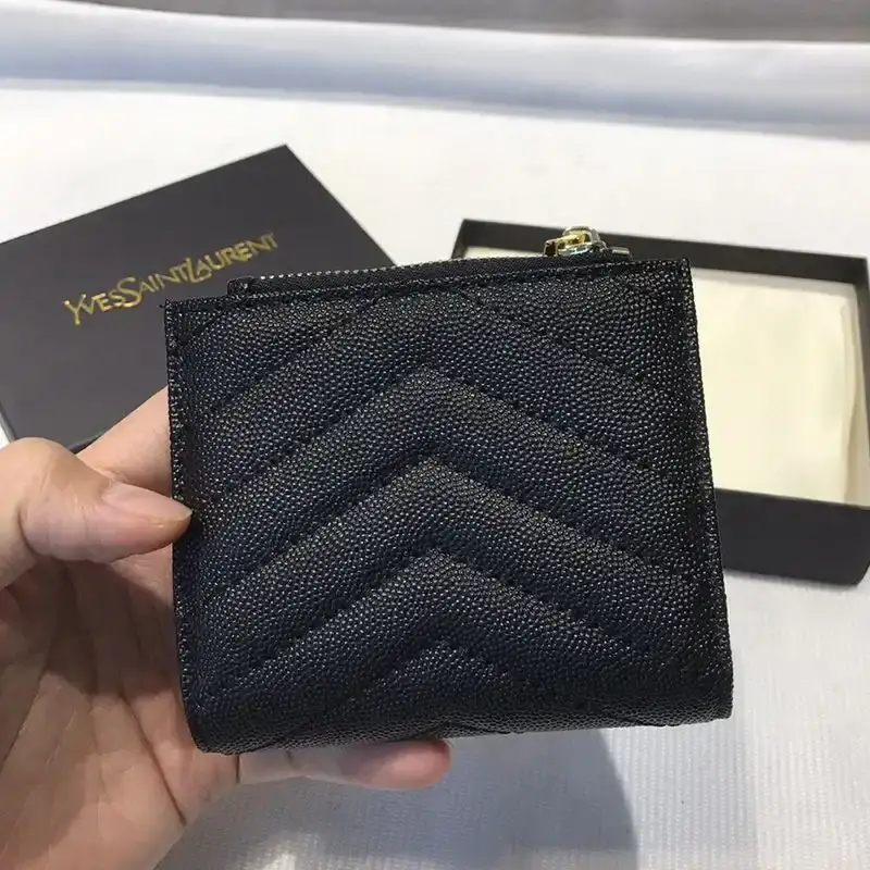 Saint Laurent Monogram Zipped Bifold Card Case In Grained Matelasse Leather Black/Gold