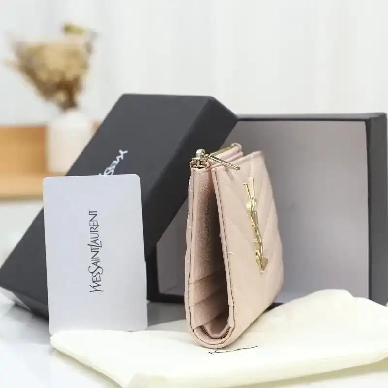 Saint Laurent Monogram Zipped Bifold Card Case In Grained Matelasse Leather Pink/Gold