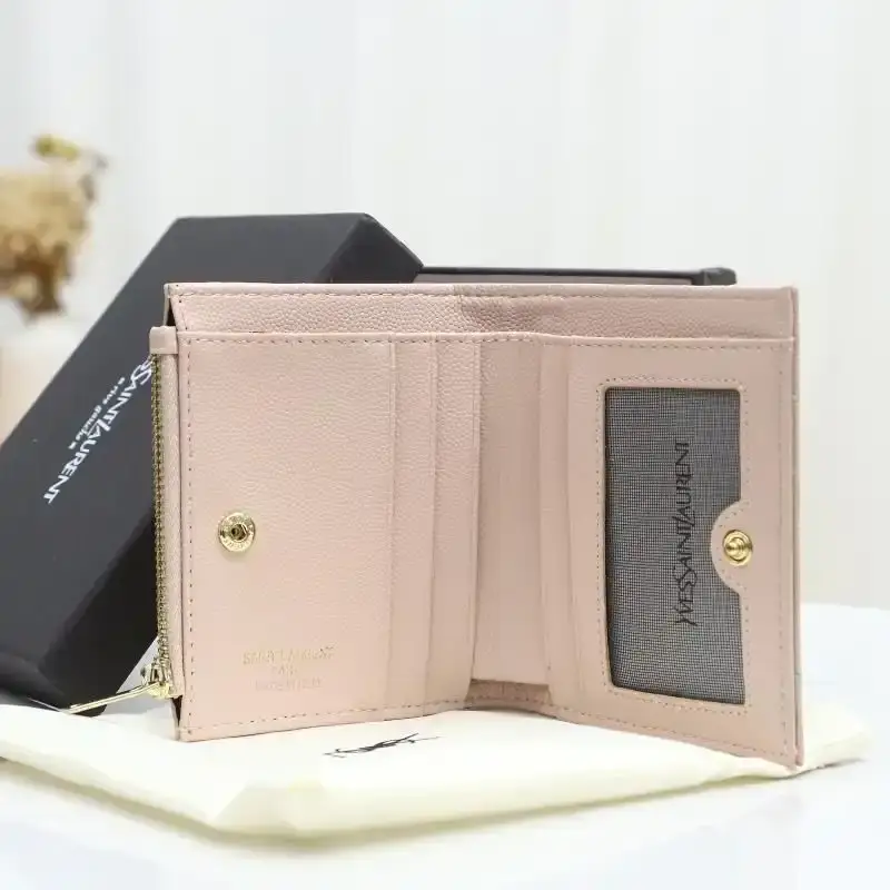 Saint Laurent Monogram Zipped Bifold Card Case In Grained Matelasse Leather Pink/Gold