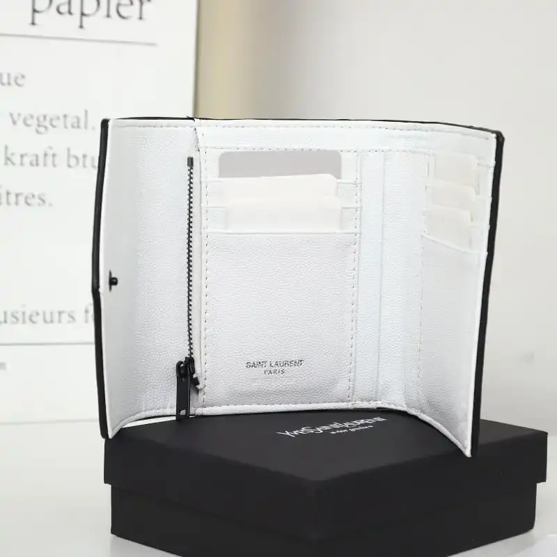 Saint Laurent Small Envelope Trifold Wallet In Mixed Grained Matelasse Leather White/Black