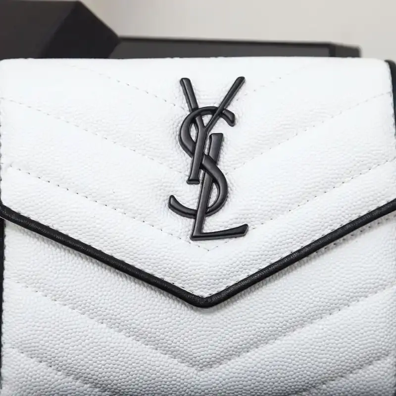 Saint Laurent Small Envelope Trifold Wallet In Mixed Grained Matelasse Leather White/Black