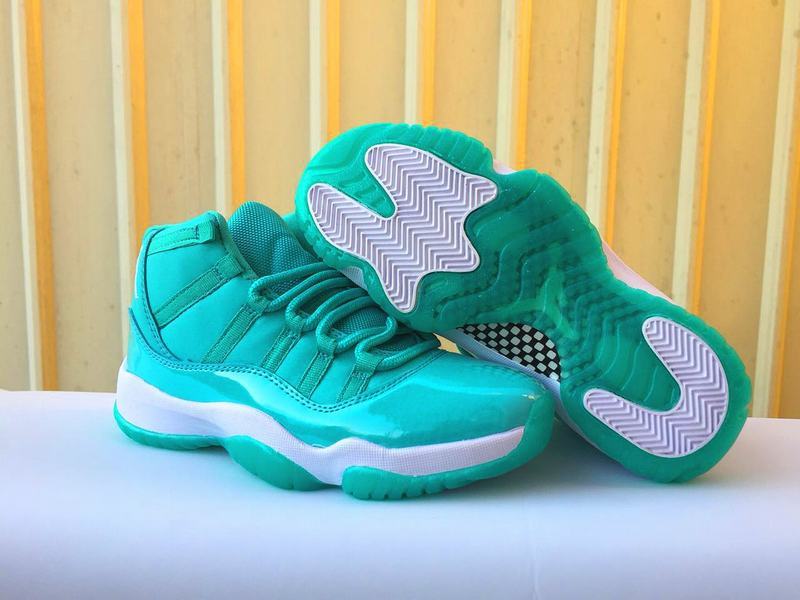 Air Jordan 11 GS Light Green-1