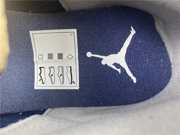 AIR JORDAN 3 MIDNIGHT NAVYCT8532-401 AIR JORDAN 3 MIDNIGHT NAVYCT8532-401