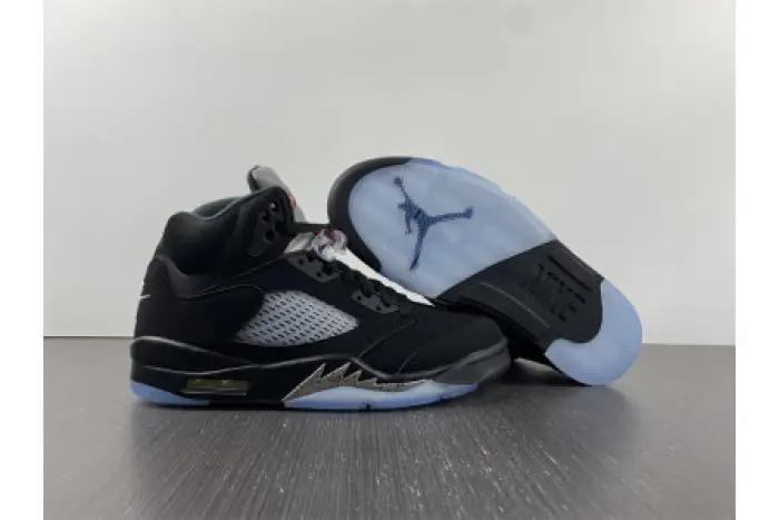 AIR JORDAN 5 BLACK METALLIC (2016) 845035-003 AIR JORDAN 5 BLACK METALLIC (2016) 845035-003