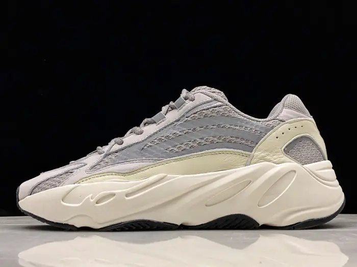 Adidas Yeezy Boost 700 V2 Static EF2829