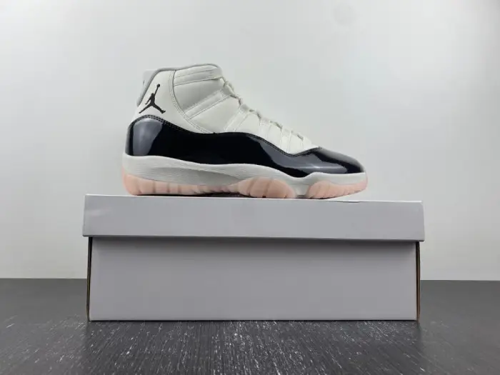 Air Jordan 11 Neapolitan AR0715-101 Air Jordan 11 Neapolitan AR0715-101