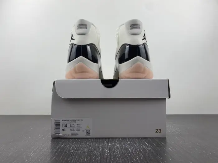 Air Jordan 11 Neapolitan AR0715-101 Air Jordan 11 Neapolitan AR0715-101
