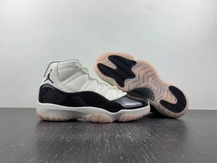 Air Jordan 11 Neapolitan AR0715-101 Air Jordan 11 Neapolitan AR0715-101