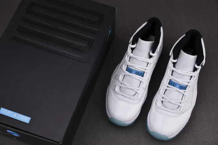Air Jordan 11 Retro Legend Blue (2014) 378037-117 Air Jordan 11 Retro Legend Blue (2014) 378037-117