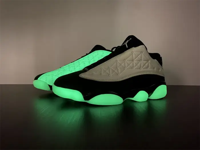 Air Jordan 13 Retro Low Single's Day (2021) DM0803-300 Air Jordan 13 Retro Low Single's Day (2021) DM0803-300