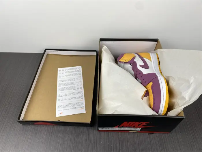 Air Jordan 1 High OG Brotherhood 555088-706 Air Jordan 1 High OG Brotherhood 555088-706