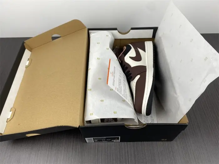 Air Jordan 1 Low Mocha DC6991-200 Air Jordan 1 Low Mocha DC6991-200