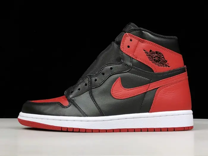 Air Jordan 1 Retro High OG Banned 555088-001