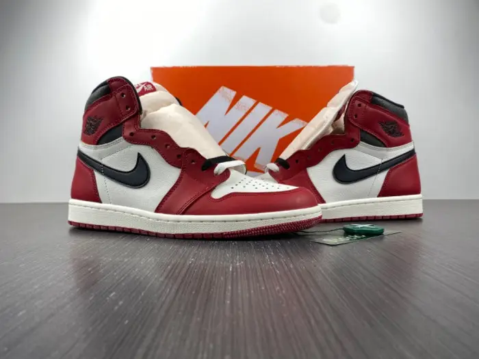 Air Jordan 1 Retro High OG Lost & Found DZ5485-612