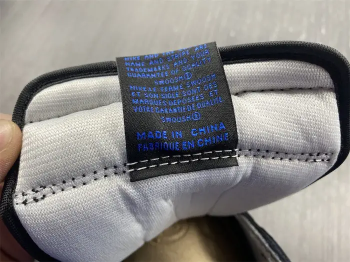 Air Jordan 1 Retro Royal 555088-007 Air Jordan 1 Retro Royal 555088-007