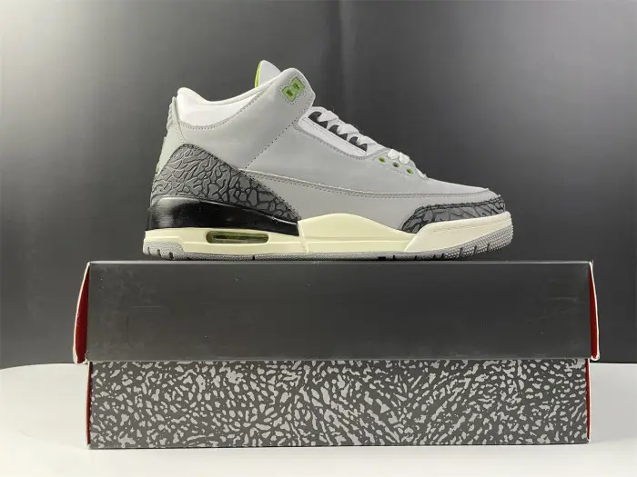 Air Jordan 3 Retro Chlorophyll 136064-006 Air Jordan 3 Retro Chlorophyll 136064-006