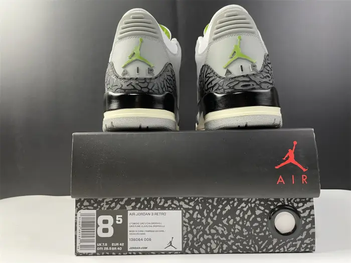 Air Jordan 3 Retro Chlorophyll 136064-006 Air Jordan 3 Retro Chlorophyll 136064-006