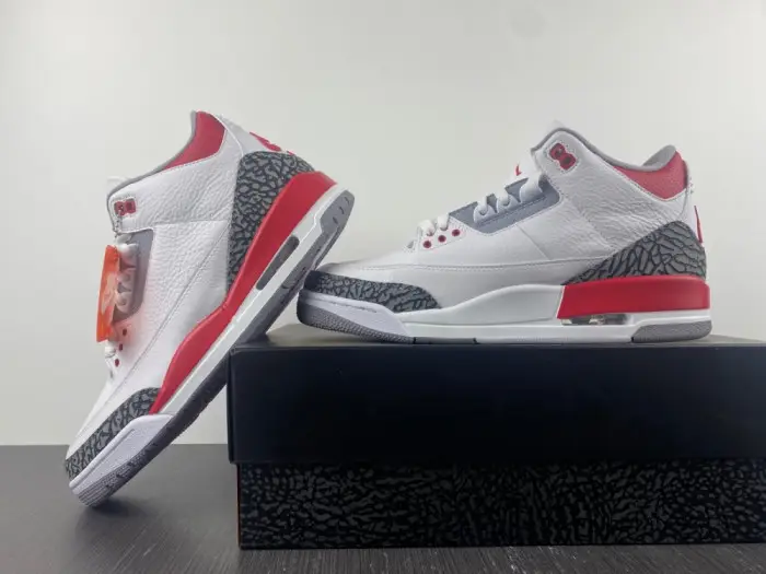 Air Jordan 3 Retro Fire Red DN3707-160 Air Jordan 3 Retro Fire Red DN3707-160