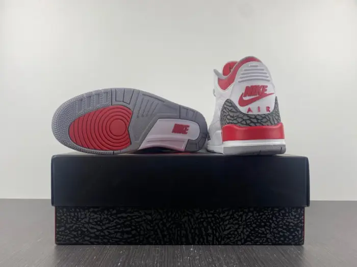 Air Jordan 3 Retro Fire Red DN3707-160 Air Jordan 3 Retro Fire Red DN3707-160