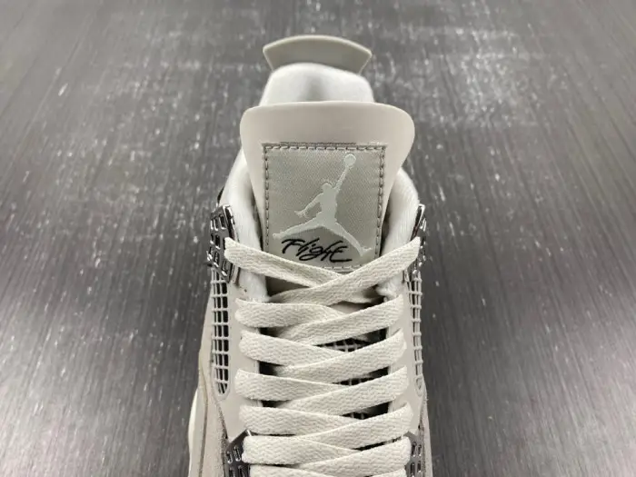 Air Jordan 4 Frozen Moments AQ9129-001 Air Jordan 4 Frozen Moments AQ9129-001