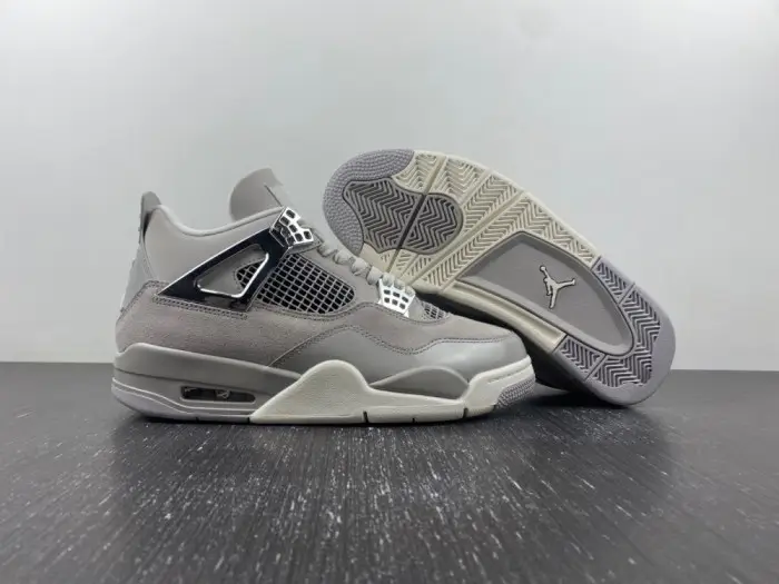 Air Jordan 4 Frozen Moments AQ9129-001 Air Jordan 4 Frozen Moments AQ9129-001