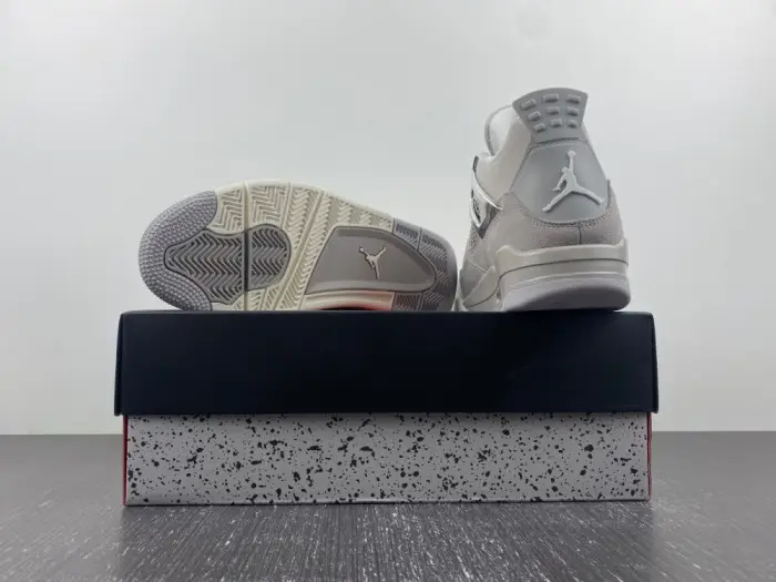 Air Jordan 4 Frozen Moments AQ9129-001 Air Jordan 4 Frozen Moments AQ9129-001