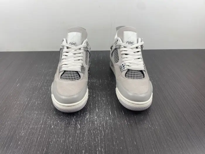 Air Jordan 4 Frozen Moments AQ9129-001 Air Jordan 4 Frozen Moments AQ9129-001