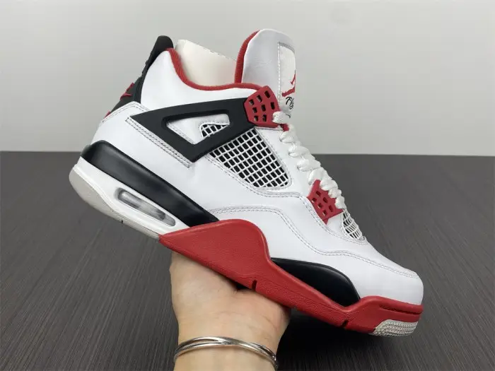 Air Jordan 4 Retro Fire Red (2020) DC7770-160 Air Jordan 4 Retro Fire Red (2020) DC7770-160