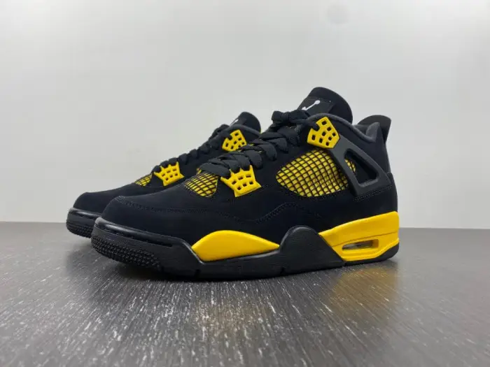 Air Jordan 4 Retro "Thunder' 2023 308497-017 Air Jordan 4 Retro "Thunder' 2023 308497-017