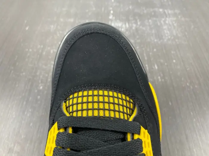 Air Jordan 4 Retro "Thunder' 2023 308497-017 Air Jordan 4 Retro "Thunder' 2023 308497-017