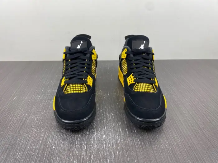 Air Jordan 4 Retro "Thunder' 2023 308497-017 Air Jordan 4 Retro "Thunder' 2023 308497-017
