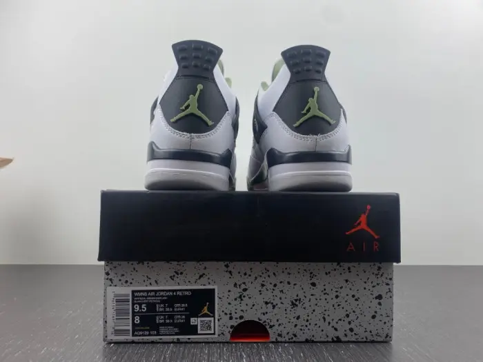 Air Jordan 4 WMNS Seafoam AQ9129-103 Air Jordan 4 WMNS Seafoam AQ9129-103