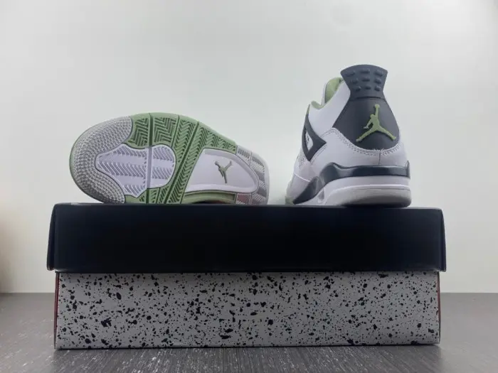 Air Jordan 4 WMNS Seafoam AQ9129-103 Air Jordan 4 WMNS Seafoam AQ9129-103