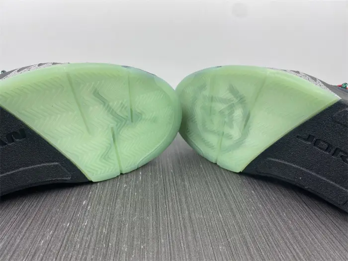 Air Jordan Retro 5 Anthracite DM4640-036 Air Jordan Retro 5 Anthracite DM4640-036