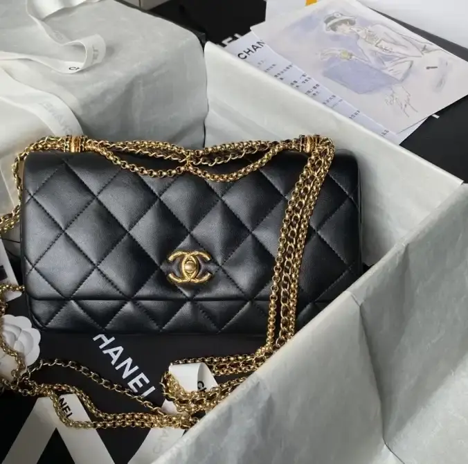Chanel 19 Bags
