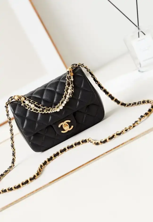 Chanel 19 Bags