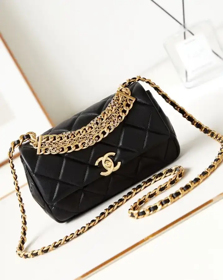 Chanel 19 Bags