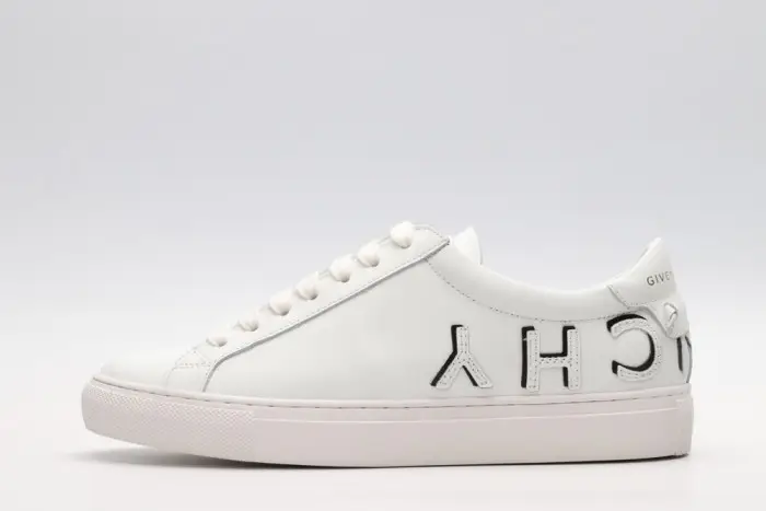 Givench LOW-TOP SNEAKER