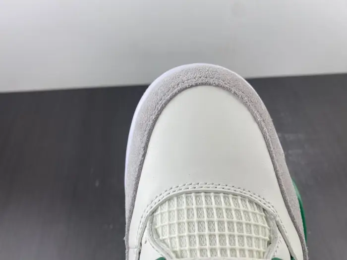 Nike SB x Air Jordan 4 Pine Green DR5415-103 Nike SB x Air Jordan 4 Pine Green DR5415-103