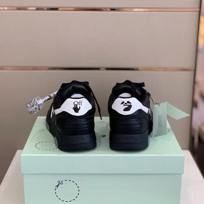 OFF WHITETM C/O VIRGIL ABLOH OUT OF OFFICE LOW-TOP LEATHER SNEAKERS "OOO"