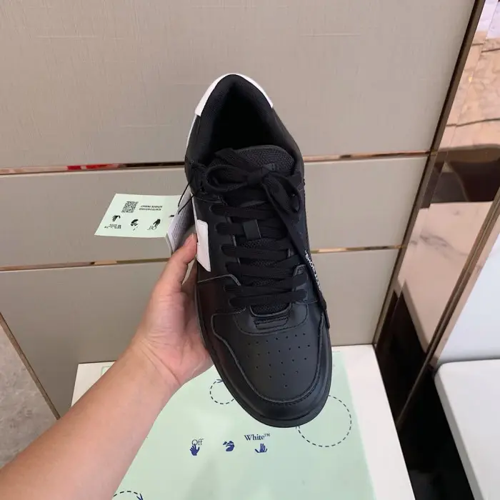 OFF WHITETM C/O VIRGIL ABLOH OUT OF OFFICE LOW-TOP LEATHER SNEAKERS "OOO"