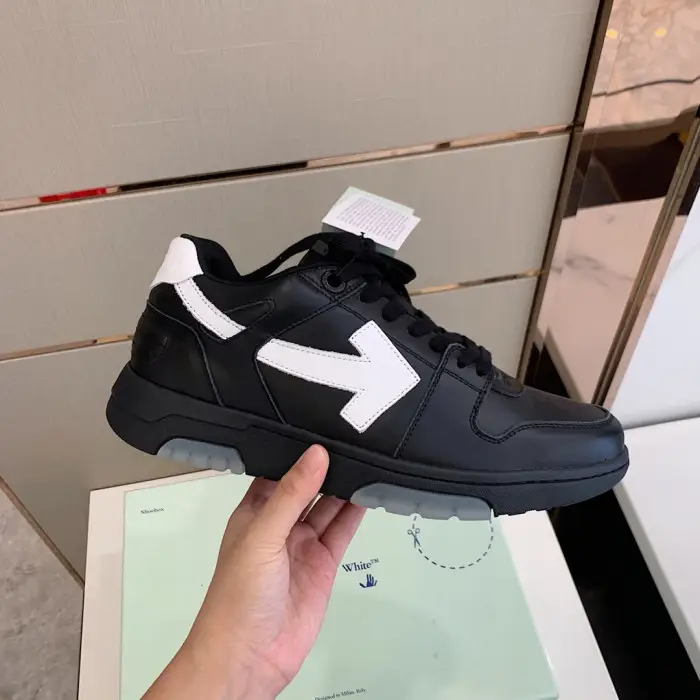 OFF WHITETM C/O VIRGIL ABLOH OUT OF OFFICE LOW-TOP LEATHER SNEAKERS "OOO"