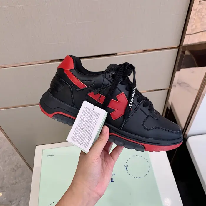 OFF WHITETM C/O VIRGIL ABLOH OUT OF OFFICE LOW-TOP LEATHER SNEAKERS "OOO"