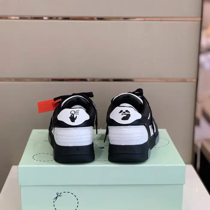 OFF WHITETM C/O VIRGIL ABLOH OUT OF OFFICE LOW-TOP LEATHER SNEAKERS "OOO"