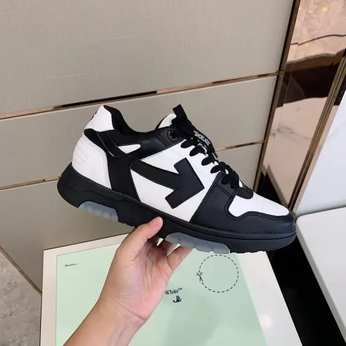 OFF WHITETM C/O VIRGIL ABLOH OUT OF OFFICE LOW-TOP LEATHER SNEAKERS "OOO"