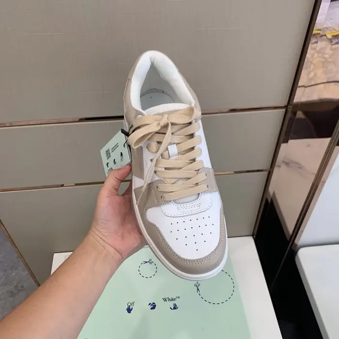 OFF WHITETM C/O VIRGIL ABLOH OUT OF OFFICE LOW-TOP LEATHER SNEAKERS "OOO"